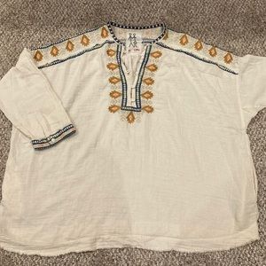 Johnny Was
Plus Size Pillar Embroidered Long-Sleeve Gauze Blouse
